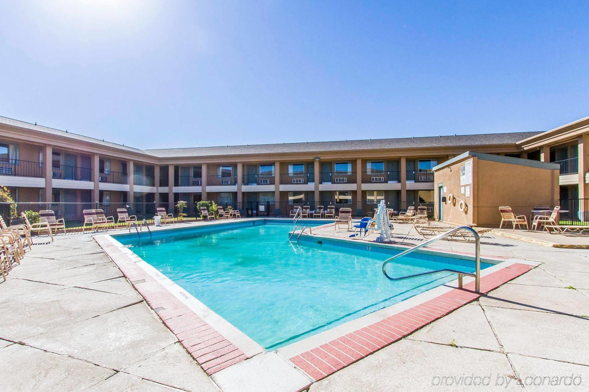 Quality Inn Rockdale Exterior photo
